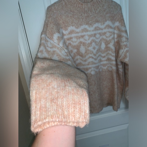 American Eagle Fair Isle Mockneck Soft Sweater in Camel - Large - Picture 3 of 7